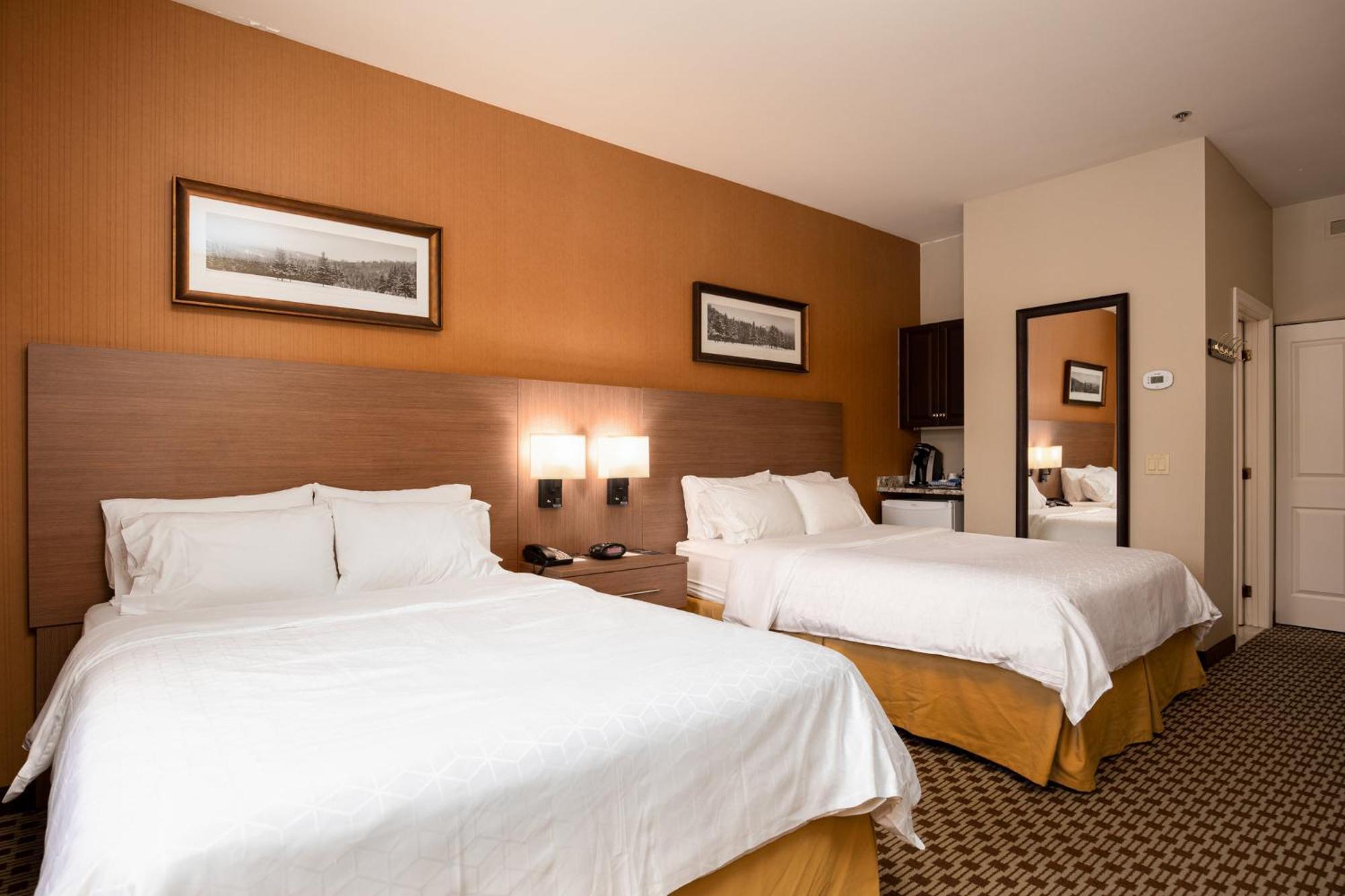 Holiday Inn Express & Suites Tremblant By Ihg Mont-Tremblant Ngoại thất bức ảnh
