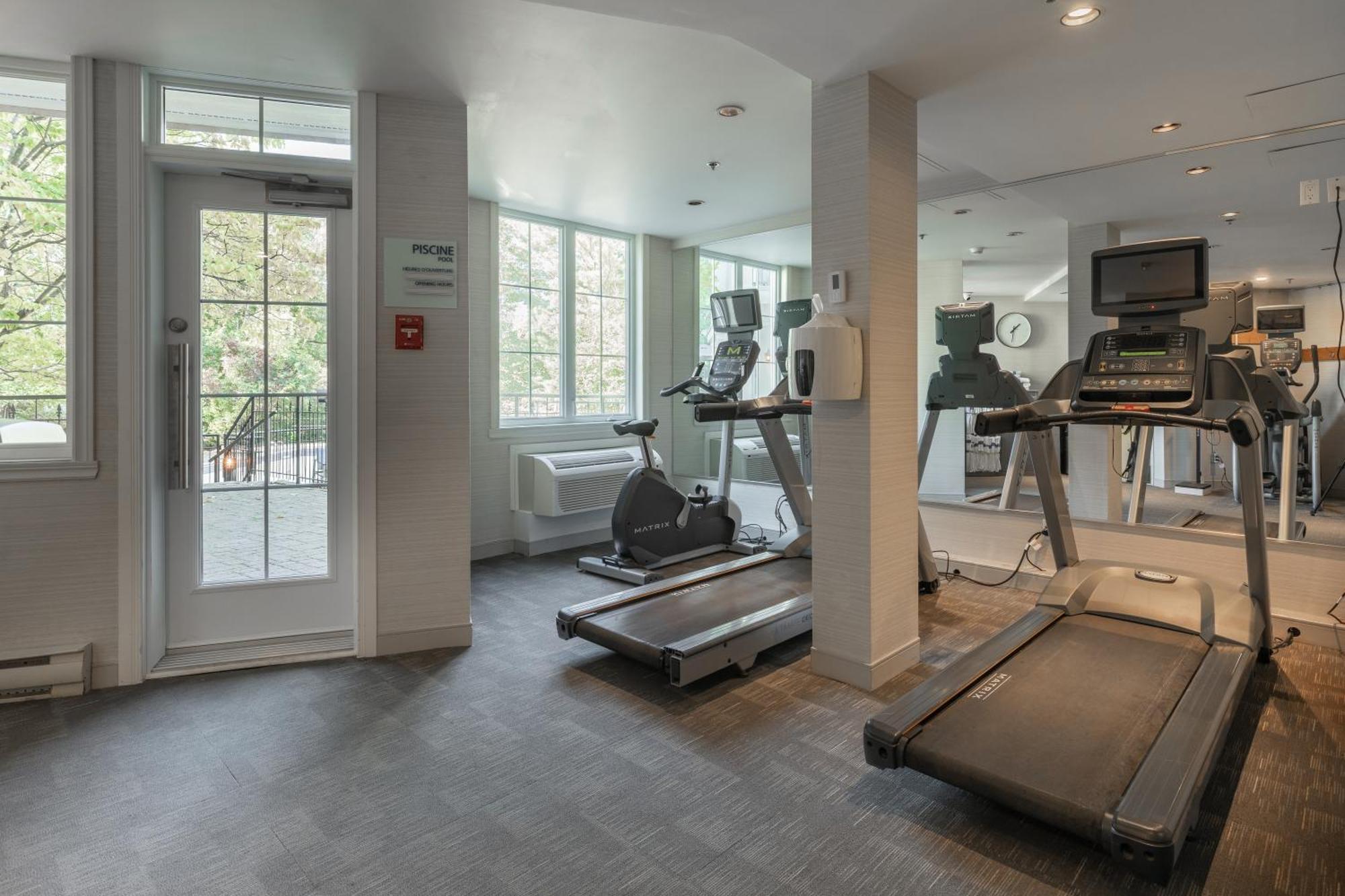Holiday Inn Express & Suites Tremblant By Ihg Mont-Tremblant Ngoại thất bức ảnh