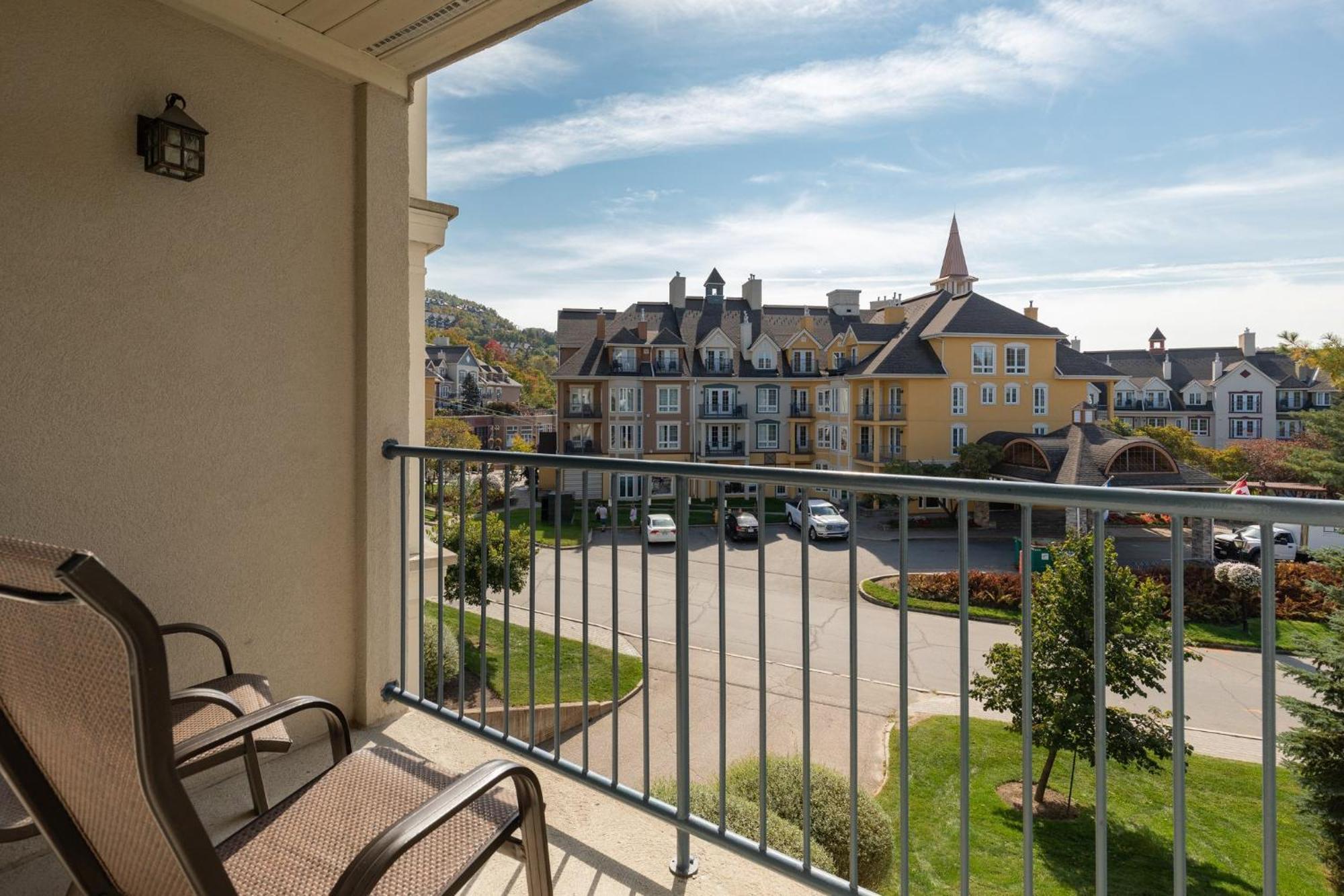 Holiday Inn Express & Suites Tremblant By Ihg Mont-Tremblant Ngoại thất bức ảnh